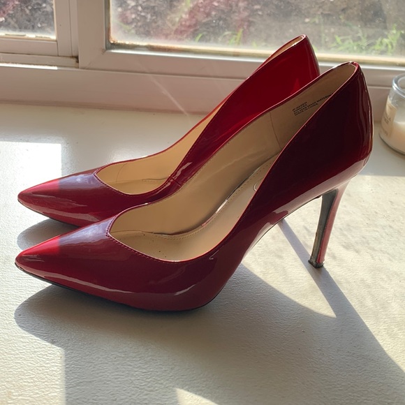 Bright Red Jessica Simpson High Heels - Picture 2 of 7